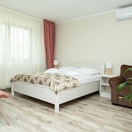 Pensiunea Casablanca Reghin Esterno foto