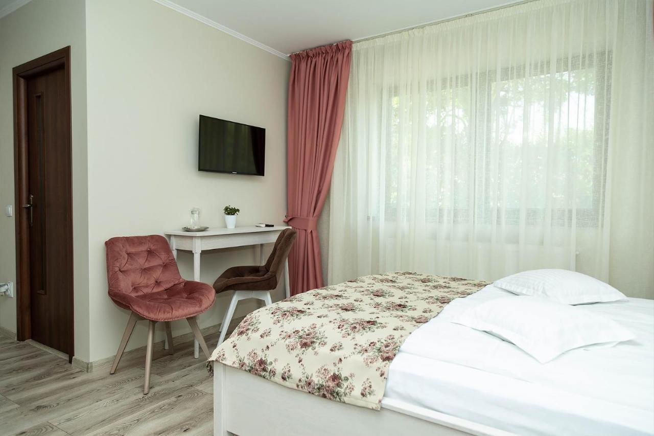 Pensiunea Casablanca Reghin Esterno foto